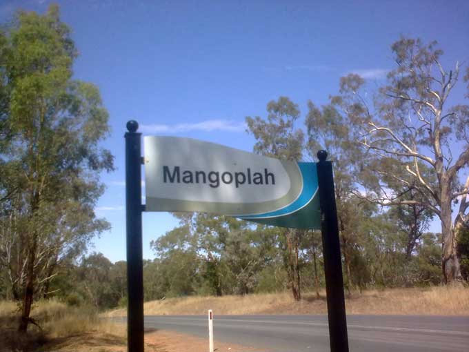 Mangoplah Sign